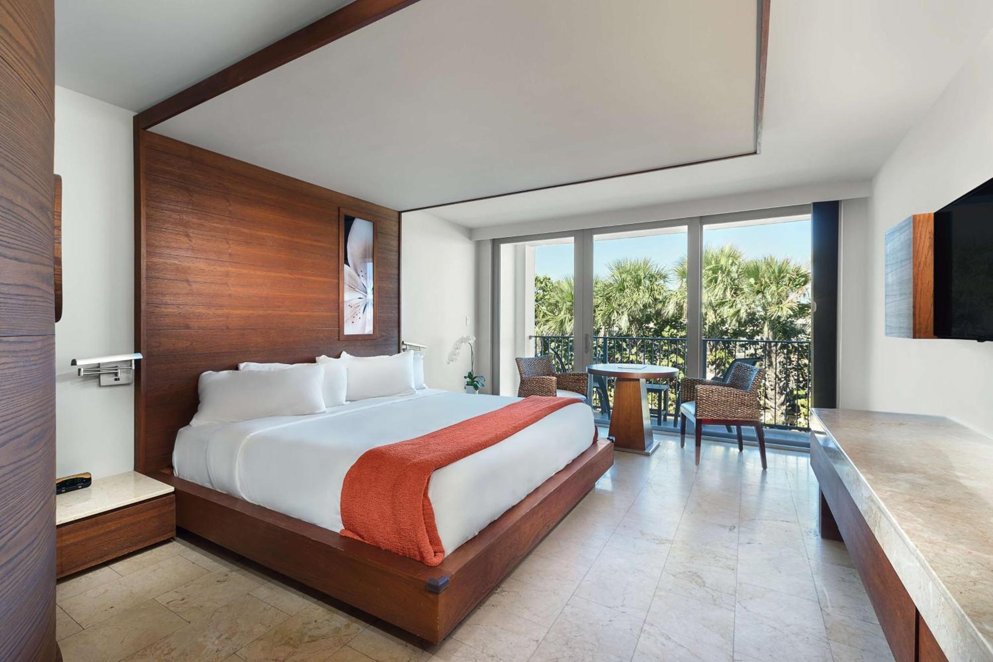 Resort Costa D'este & Vero Beach